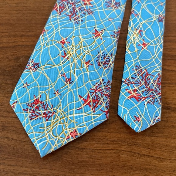 J.McLaughlin 100% Silk Coral Reef Tie - Ocean Blue Red Gold 61” - Picture 1 of 5